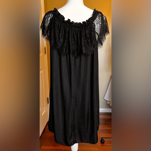 Do+Be. Black lace dress Size Small - Picture 5 of 8